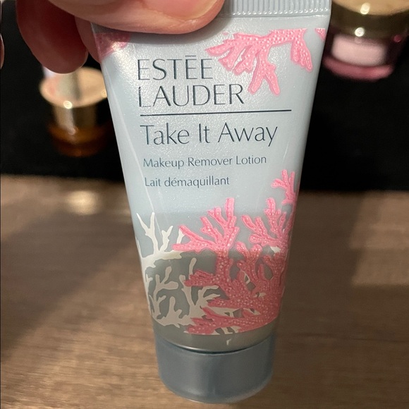 Estee Lauder Skincare Collection. New never used. - Picture 10 of 11